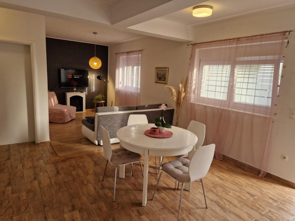Apartment Dome Биоград-на-Мору Экстерьер фото