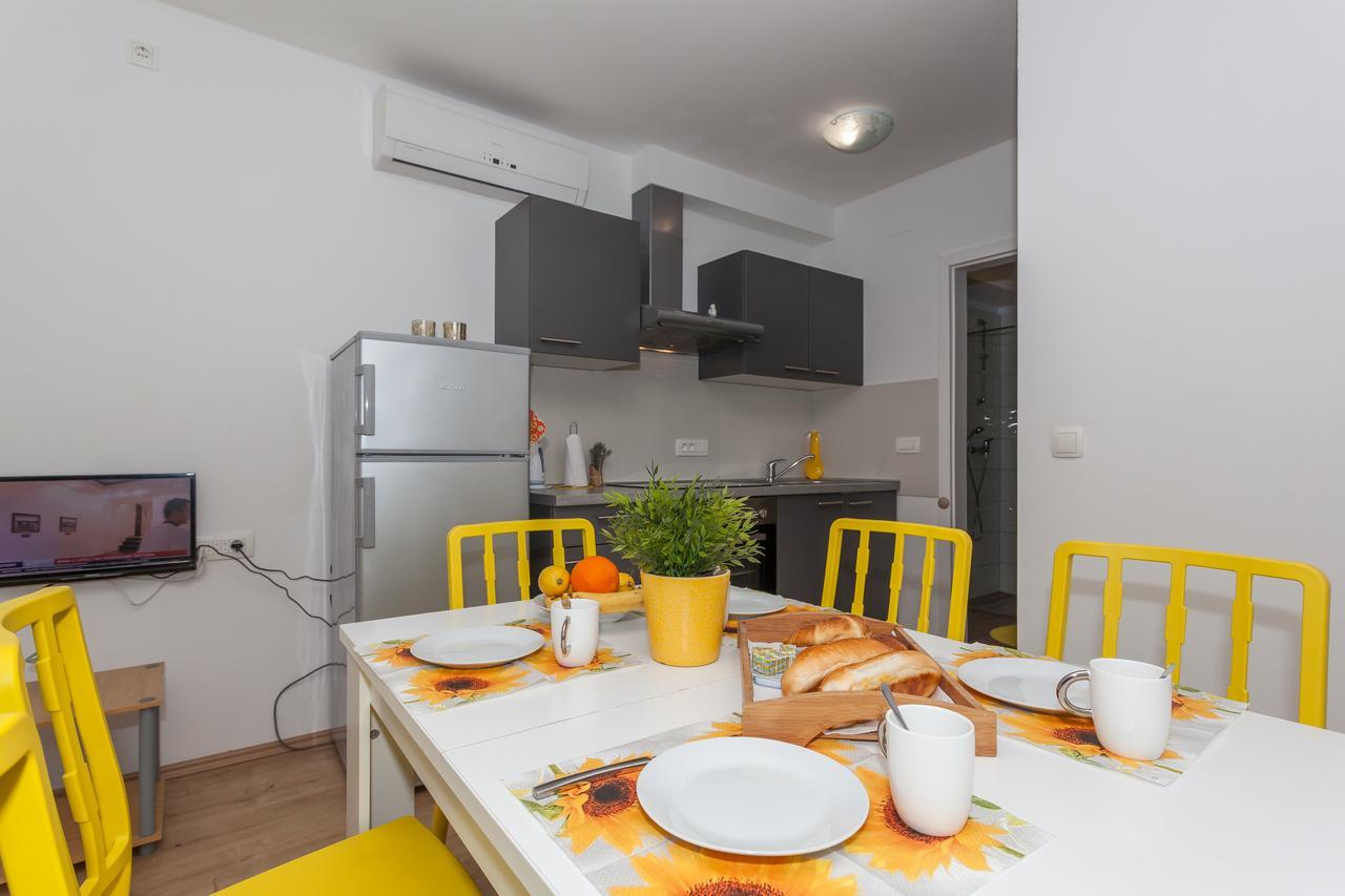 Apartment Dome Биоград-на-Мору Экстерьер фото